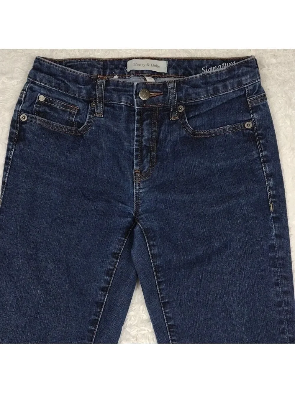 𝅺Henry & Belle Women's Blue Dark Wash Mid Rise Zip Up Signature Boot Cut Jeans